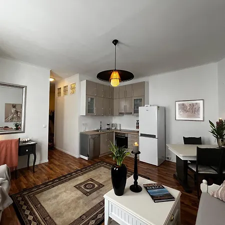 Kirkegata 12 * Ålesund